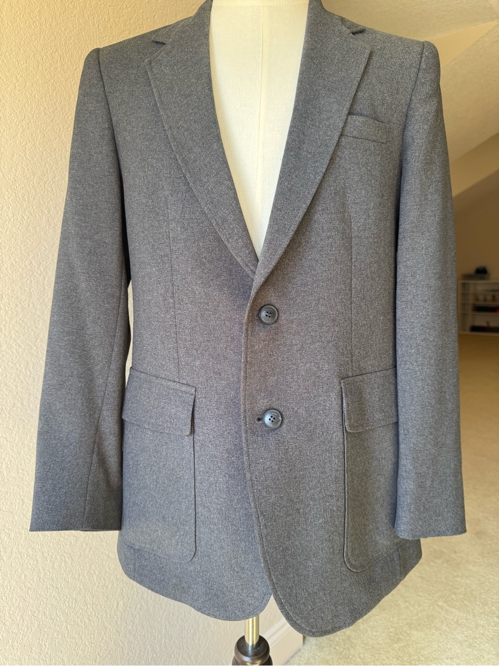 Haggar Men's Gray Two-Button Sport Coat Vintage Blazer